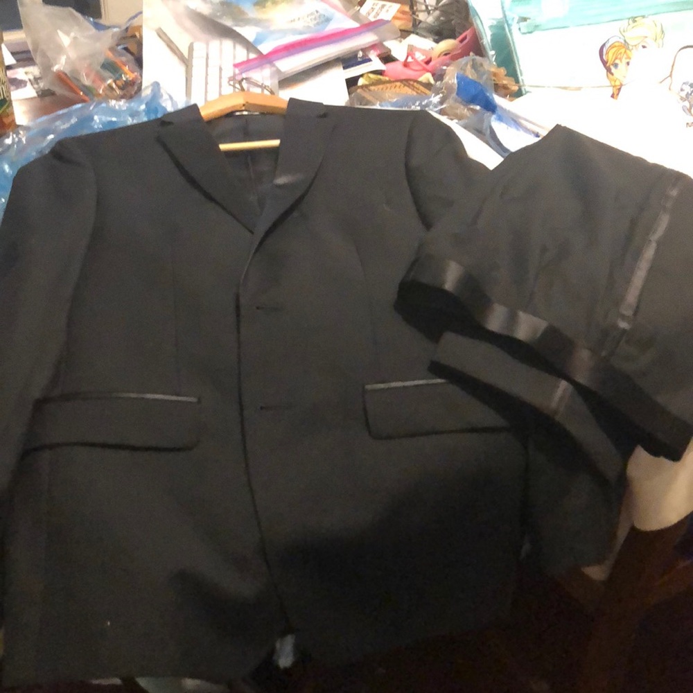 RALPH LAUREN BLACK TUXEDO BOYS 16